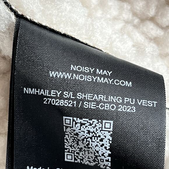 Noisy May Haley Faux Leather Shearling Moto Black Vest Size Small NWOT - Picture 3 of 6